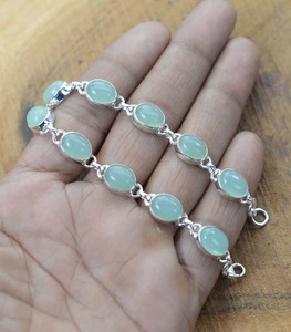Pulsera clásica de estilo bohemio, joyería para mujer, joyería de plata de ley 925, pulsera hecha a mano con piedras preciosas de Calcedonia Aqua - Product Image 4