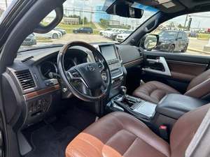 Toyota Land Cruiser V8 Heritage Edition AWD LHD 2020 Usado en Buen Estado - Product Image 2