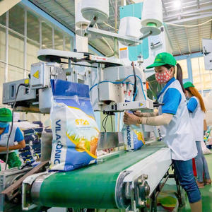 Arroz Basmati Suave Aromático Premium de la Variedad ST25 de Tracy, 5% de Grano Partido, Alta Calidad, Grano Largo, Blanco, 7.2mm - Product Image 4