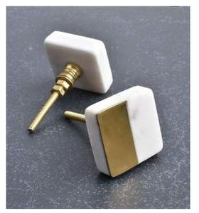 Perillas de mármol dorado claro Forma redonda Perillas de mármol más vendidas con tamaño de forma de color personalizado Hecho en artículo DE LA India - Product Image 3