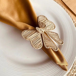 Servilletero de ratán rústico decorativo para agregar belleza natural terrosa a presentaciones de mesa diarias y festivas - Product Image 1