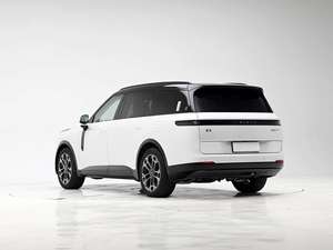 Vehículo Eléctrico Híbrido Enchufable de Alto Rendimiento, SUV Usado, para Viajes Familiares y Desplazamientos Urbanos - Product Image 5