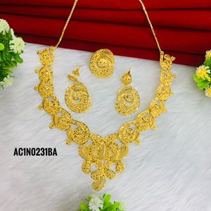 Fashion Gold Plated Jewelry Necklace Set - Product Image 2