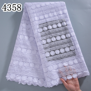 4358 blanc africain Guipure cordon dentelle tissus 2025 haute qualité <span class=keywords><strong>Soluble</strong></span> dans l'eau dentelle tissu broderie pour les femmes robes de mariée - Product Image 2