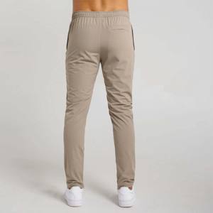 Pantalones cargo multibolsillos para hombre con pretina ajustable y costuras duraderas para aventuras al aire libre - Product Image 2