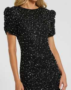 Vestido de Noche Largo Negro con Bordado, Estilo Trompeta/Sirena, Mangas Cortas, Crepé, con Sujetador Incorporado, Sexy, para Fiesta - Product Image 1