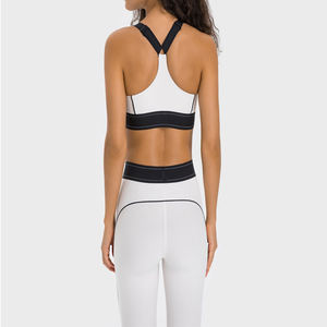 ชุดออกกำลังกาย2ชิ้นสำหรับผู้หญิงเลกกิ้งไร้รอยต่อเอวสูงระบายอากาศได้ดีเสื้อครอปออกแบบโลโก้ได้ตามต้องการ - Product Image 3