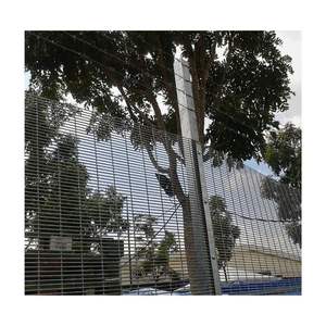 ความปลอดภัยปริมณฑลสังกะสีหนักความปลอดภัยสูง 358 รั้วมองเห็นชัดเจนรั้วป้องกันการปีนเขาสําหรับรั้วสนามบินเรือนจํา - Product Image 5