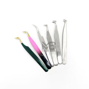 Pinces à extensions de cils professionnelles fabriquées en usine pour une prise parfaite, instruments de beauté très demandés par Magma Beauty - Product Image 3