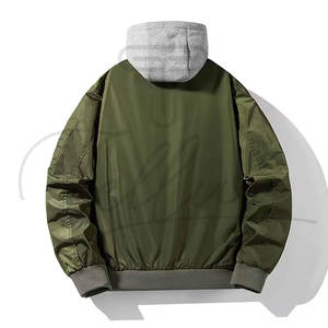 Chaqueta Bomber Impermeable y Cortavientos de Secado Rápido para Hombre, Talla Grande, con Logotipo Frontal, Ajuste Cómodo, 100% Poliéster, Hecho en Pakistán - Product Image 2