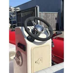 Zodiac Pro 7 Pièces et accessoires - Bateau à moteur à coque rigide Moteur 30 CV Dimensions 4,2x2,5m - Product Image 1