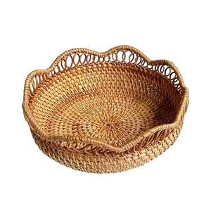 Plateau de service exclusif en rotin tissé à la main Rectangle Table Petit-déjeuner Boissons Snack Panier de rangement de fruits avec poignées - Product Image 2