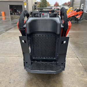 Nouveau mini-chargeuse compacte Mini Kubota SCL1000 Crawler Skid Steer Loader Machines de construction Ride-On Mini Skid Steer à vendre - Product Image 6