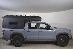 NISSAN FRONTIER PRO-4X CREW CAB 2023 D'OCCASION CÔTÉ GAUCHE/CÔTÉ DROIT - Product Image 4