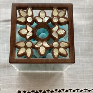 Boîte à dattes et à bonbons moderne en acrylique et en bois faite à la main avec couvercle en nacre, taille personnalisable, cadeau de Ramadan Moubarak de qualité supérieure - Product Image 6