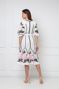 เดรสยาวถึงเข่าลำลองสไตล์ปาร์ตี้หรูหรามีกระเป๋ามีซิปเดรสสั้นยูเครนปักลายใหม่ล่าสุด - Product Image 4