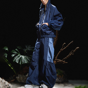 High Quality Tracksuit Set Custom Windbreaker Suit Two Piece Set <b>Zip</b> <b>up</b> <b>Jacket</b> Sweatsuit Nylon Breathable Tracksuit for Men - Product Image 3