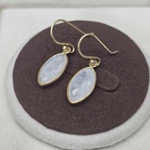 925 เงินสเตอร์ลิงธรรมชาติทองชุบรูปไข่ Rainbow Moonstone อัญมณีแฮนด์เมด Designer ที่ไม่ซ้ํากันต่างหูคลาสสิก - Product Image 5