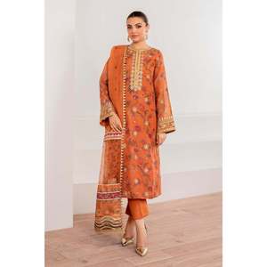 Ensemble de costume en coton brodé pour femmes UF-701 - Product Image 1