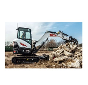 Bobcat E42 à vendre à prix avantageux, excavatrice compacte puissante, idéale pour les travaux de construction, de terrassement, d'aménagement paysager et de démolition. - Product Image 2