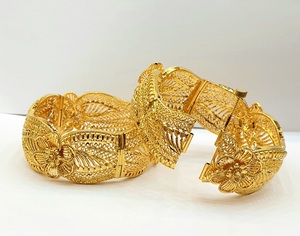 Wholesale <b>24K</b> <b>Gold</b> Plated Stainless Brass <b>Bracelets</b> Stylish High Quality Fashion Bangles <b>24K</b> <b>Gold</b> Plated Jewelry - Product Image 3