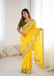 Saree en soie Chinon lourd avec des fils à broder lourds Codding et paillettes fonctionnent parfait pour tous les événements de mariage - Product Image 2