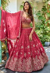 Lehenga choli งานปักลวดลายตามลำดับสำหรับงานแต่งงานและงานเลี้ยง - Product Image 2