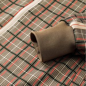 Trajes Deportivos para Hombre de Alta Calidad, Hechos a Medida, Ecológicos, Estampados, a la Moda, Corte Regular, con Capucha, Color Sólido, para Invierno - Product Image 4