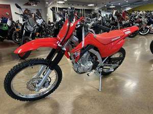 Oferta de la Mejor Calidad: Nueva Motocicleta CRF125F All-Trails 2025/2026 Disponible en Stock con 3 Años de Garantía - Product Image 2