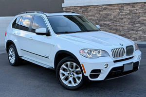 2013 B-M-W X-5 x-D-r-i-v-e-35-i - Product Image 3