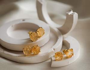 Gold Plated <b>Sterling</b> <b>Silver</b> <b>Stud</b> Earrings with 8-10mm Citrine Raw Gems Birthstone Rough Gemstone Jewellery - Product Image 4