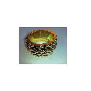 Rond rond gaufré en or poli Rond de serviette pour fournitures de restaurant et décoration de table d'hôtel Look royal - Product Image 1