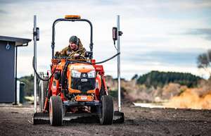 Tractor de Ruedas Neilo Equipment de 31 HP, Pequeño Tractor 4x4 con Componentes Centrales de Gran Rendimiento, Incluyendo Bomba, Motor y Caja de Cambios - Product Image 4