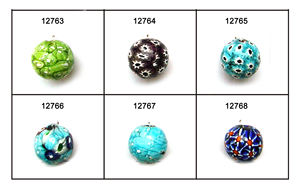 Perles de verre de type four au design unique fait à la main pour la fabrication de bijoux - Product Image 4