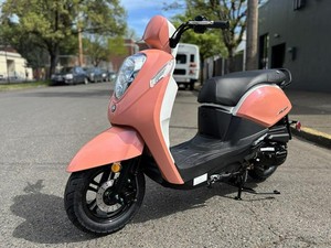 Nuovo Scooter-Moped <span class=keywords><strong>SYM</strong></span> <span class=keywords><strong>Mio</strong></span> 50 2024 - Modello Peach - Product Image 5
