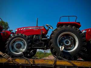 Tractor de jardín pequeño con rueda de motor 4WD, mini granja agrícola con caja de cambios y bomba a la venta, 80HP, 50HP, 100HP, 100HP, 4WD, a la venta - Product Image 6