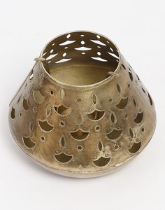 Indian Factory Made Iron Metal <b>Tea</b> <b>Light</b> Votive Holder Manufacturer Handmade Design Antique Metal <b>Tea</b> <b>Light</b> Candle Holder - Product Image 3