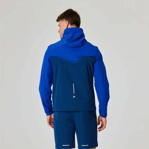 Chaqueta cortavientos ligera para hombre, transpirable e impermeable con capucha para actividades al aire libre y ropa informal - Product Image 4