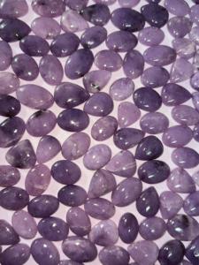 Cabochon de lapidolite bleu lisse naturel de qualité AAA fait à la main incroyable pierre précieuse de guérison en vrac de toutes les formes tailles pierre d'agate - Product Image 3