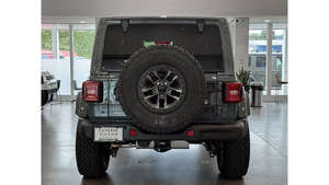 Voiture de sport d'occasion certifiée, conduite à gauche, Unlimited Rubicon 392 Final Edition 2024, 4 roues motrices, automatique, 400 ch, sièges en cuir - Product Image 4