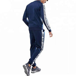 Blank Light <b>Weight</b> Pullover Tracksuit for Men Full Customization Wholesale pullover Tracksuits Available in All Size - Product Image 2