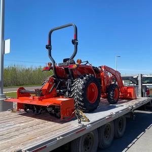 Tractor Compacto Kubota L2501 de 25HP, 4WD, Diésel, con Cargador Frontal y Toma de Fuerza para Trabajos Agrícolas, de Jardinería y Paisajismo - Product Image 3