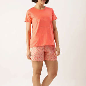 Dernier modèle Ensemble t-shirt et short en matériau durable pour femme Ensemble t-shirt et short pour femme de couleur unie pour adulte - Product Image 2