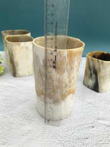 Vente en gros exportateur artisanal corne naturelle récipient à boire décoratif style viking tasse en corne sculptée - Product Image 3