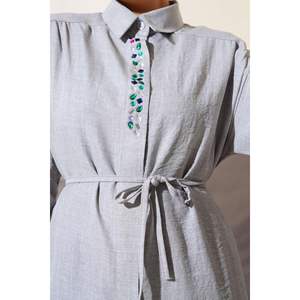 Ensemble 2 pièces en lin brodé Stone, gris - Product Image 2