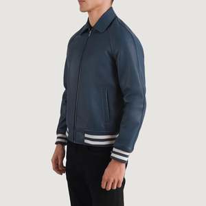 Chaqueta Varsity de Piel de Oveja Estilo Casual Urbano Walton con Bordado de Chenilla Azul, Cierre de Cremallera, Cuello Alto, Talla XS para Otoño - Product Image 2
