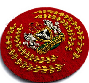 Écusson de casquette de la Royal Naval, fait main, brodé sur toile, fil d'or, haute qualité - Product Image 3