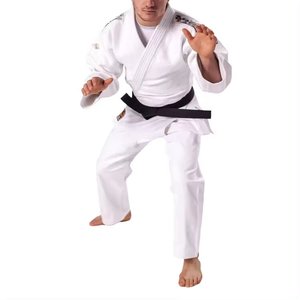 Vêtements de sport en coton avec logo personnalisé Uniformes MMA, karaté et BJJ de haute qualité - Product Image 1