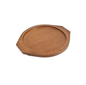 Assiette de chargeur antique décorative en bois naturel fini élégant frais tendance assiettes de chargeur en bois de couleur pure rondes faites à la main - Product Image 6