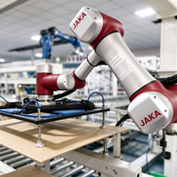Station de travail robotisée JAKA Zu30 pour charges lourdes, idéale pour l'entretien de machines, le fraisage, le tournage, l'usinage, le chargement et le déchargement CNC